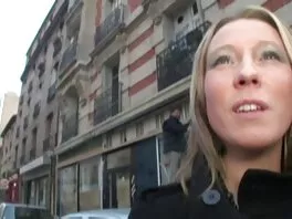 Хубава дама споделя съпруга си порно рускини с приятел